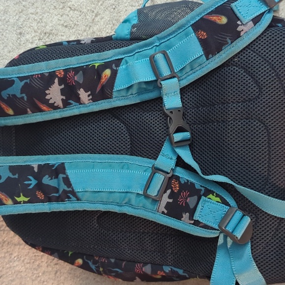 Bentgo All In One 15" Backpack - Picture 6 of 10